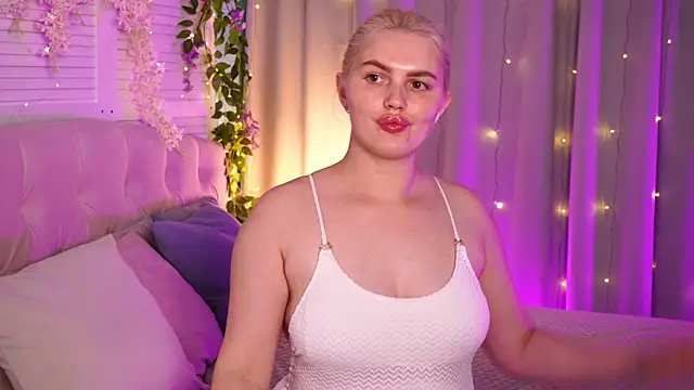 AmeliaWeells online show from 06.18.26