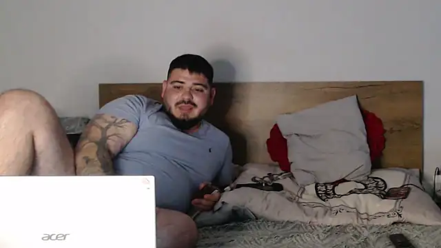 HiddendesireXO01 online show from 03.06.26