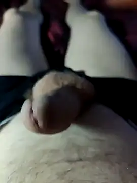 Snapshot of Halunja chatting on 03.15.26 Halunja online show from 03.15.26