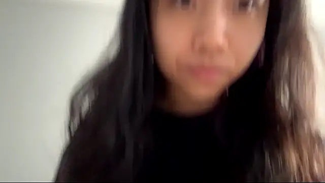 SweetMiaXO online show from 03.16.26