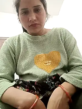 Snapshot of Cute-karisma1234 chatting on 02.03.26 Cute-karisma1234 online show from 02.03.26