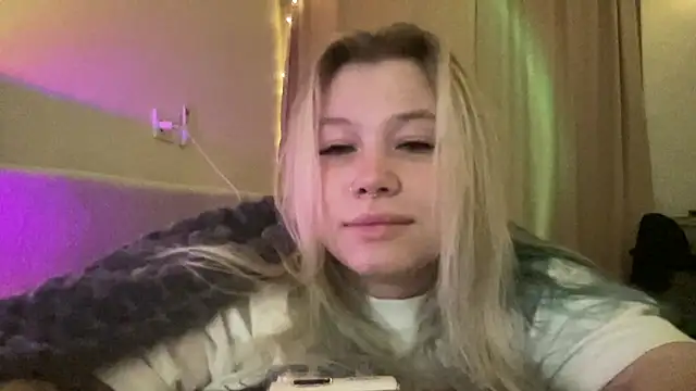 Snapshot of Lulu_Di chatting on 03.20.26 Lulu Di online show from 03.20.26