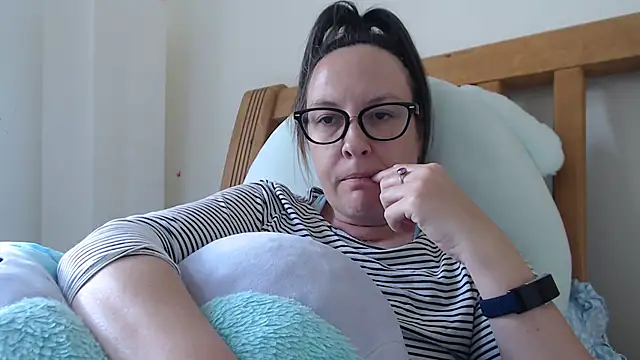 PsychicDominatrix online show from 06.05.26