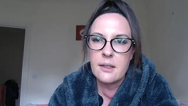 PsychicDominatrix online show from 06.10.26