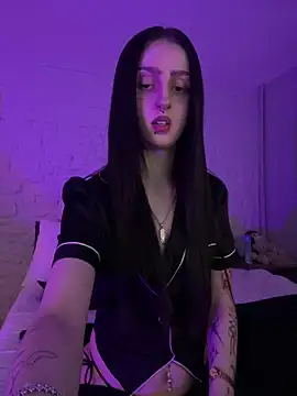 Snapshot of bellaxlauren chatting on 02.02.26 bellaxlauren online show from 02.02.26