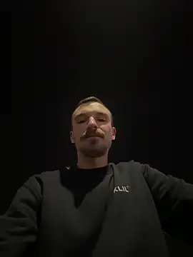 TheMaskShow online show from 04.15.26