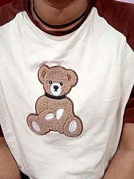 Hot Fiza0 online show from 03.18.26