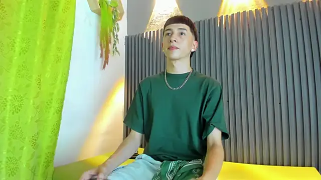 lian cameron online show from 03.02.26