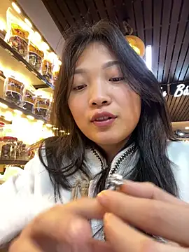 Lyn-be99 online show from 04.23.26