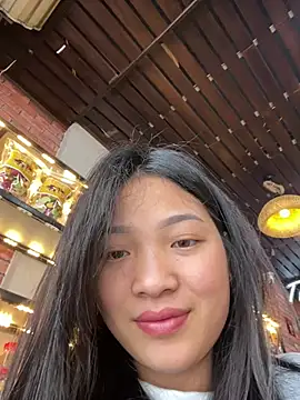 Lyn-be99 online show from 05.04.26