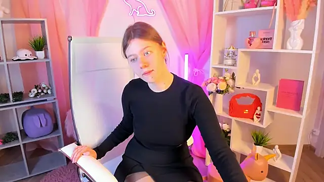 CelestineMauriac online show from 02.15.26