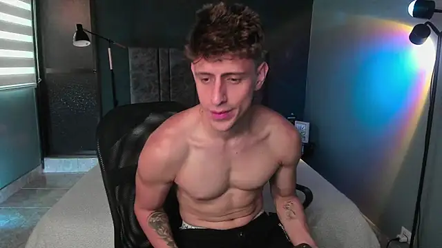 Snapshot of Jasper__jones chatting on 04.18.26 Jasper jones online show from 04.18.26