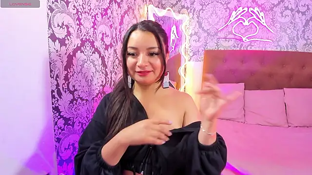 Snapshot of PENNY_TAY chatting on 02.01.26 PENNY TAY online show from 02.01.26