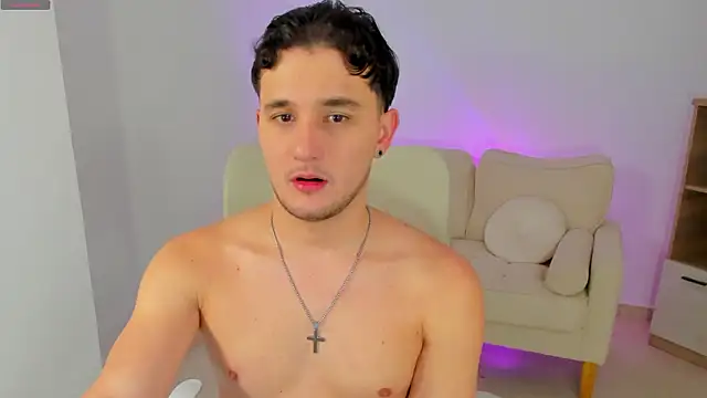 Massimo Fiore online show from 02.04.26