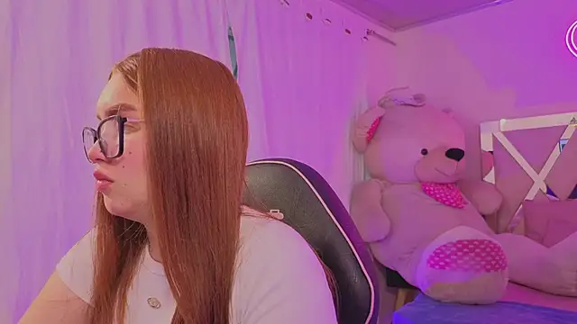 SABRIINA TAY online show from 02.12.26