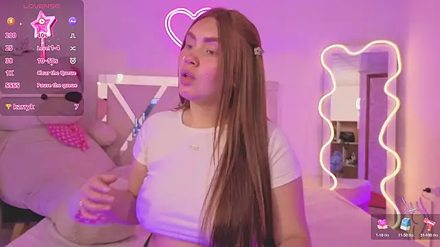 SABRIINA TAY online show from 02.18.26