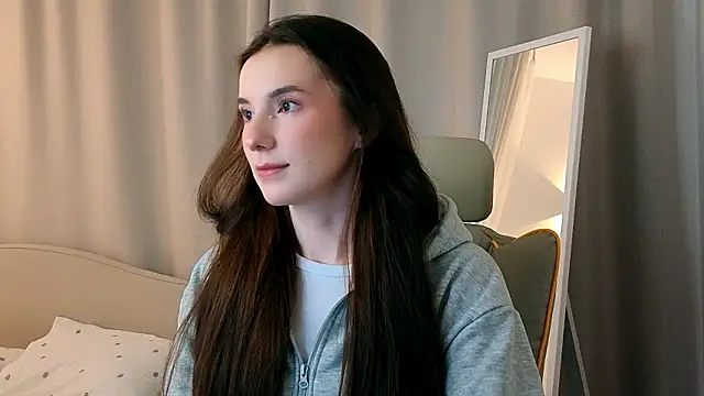 Snapshot of ssandralovin chatting on 02.15.26 ssandralovin online show from 02.15.26