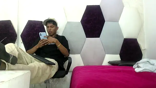 Snapshot of Dantehottx chatting on 02.03.26 Dantehottx online show from 02.03.26