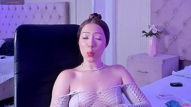 lizzyrossie online show from 03.11.26