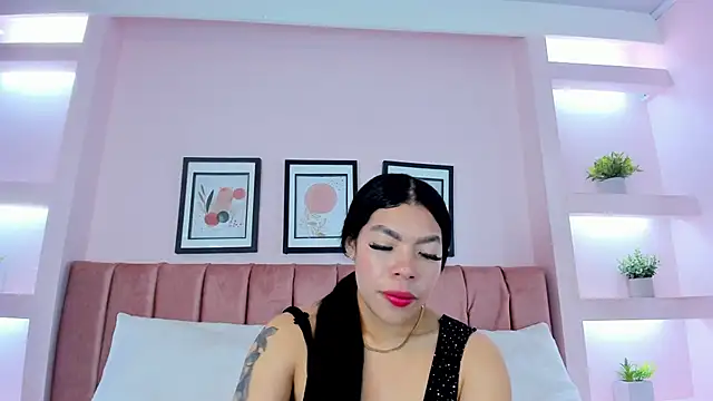 Sophia Salem online show from 03.02.26