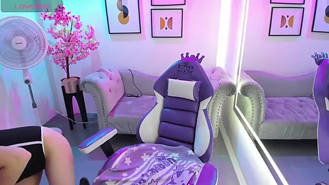 Victoria  doll online show from 04.26.26