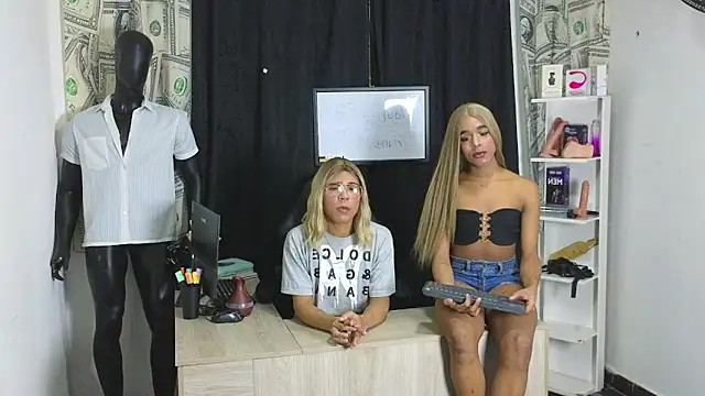 Snapshot of Playboy_trans0 chatting on 02.02.26 Playboy trans0 online show from 02.02.26