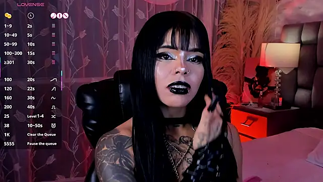 SweetDevil 7 online show from 06.21.26