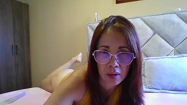 camila star10 online show from 06.09.26