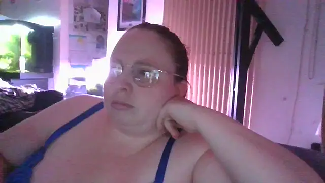 Sarahtjeuh  online show from 05.08.26