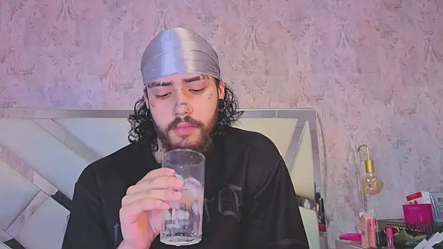 Snapshot of Benny_and_Mark chatting on 03.12.26 Benny and Mark online show from 03.12.26