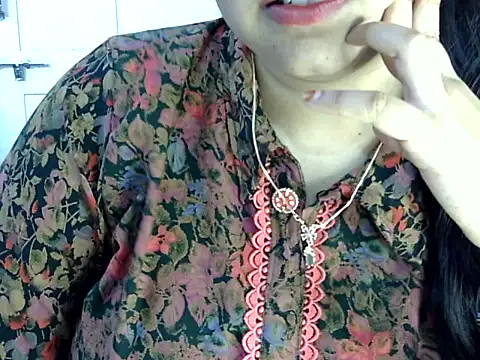 Cute Aliyaa online show from 06.13.26