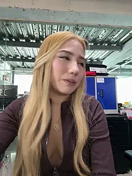 Isa cortes  online show from 04.22.26