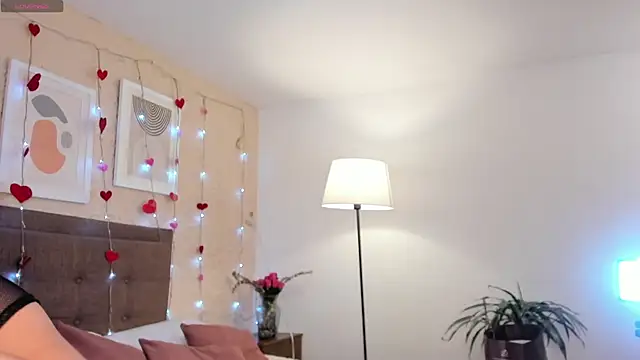 SalomeStorm  online show from 02.22.26