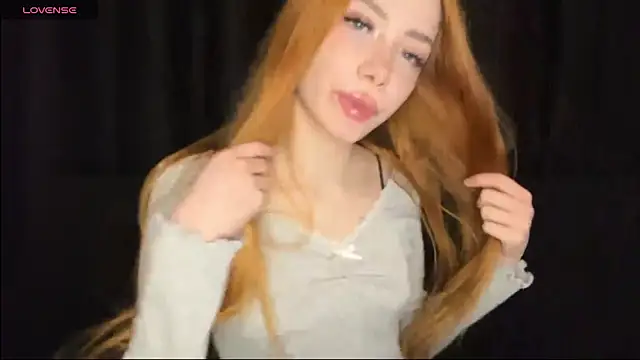 Snapshot of Kiralovessto chatting on 03.14.26 Kiralovessto online show from 03.14.26