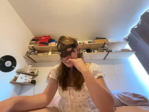 Snapshot of NinaGolosina chatting on 02.17.26 NinaGolosina online show from 02.17.26