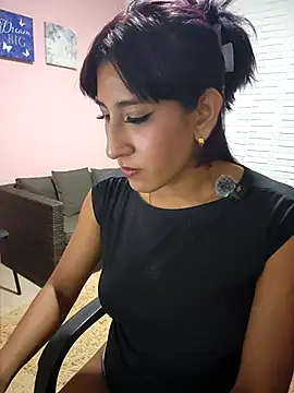 Snapshot of Violet_rousse7 chatting on 06.04.26 Violet rousse7 online show from 06.04.26