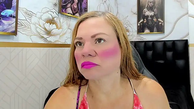 Snapshot of alicee__mature chatting on 05.23.26 alicee mature online show from 05.23.26