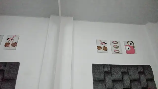 Isabella Moon9 online show from 06.03.26