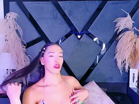 KylieWhitee online show from 03.18.26