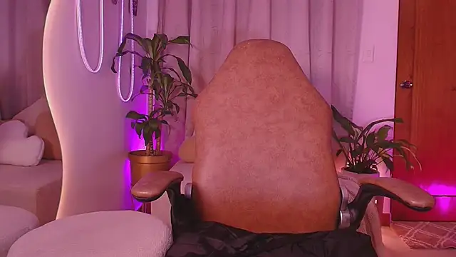 Snapshot of _lindapynk_ chatting on 02.11.26 lindapynk online show from 02.11.26