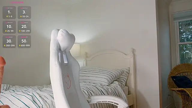 naughtytilly online show from 01.12.25