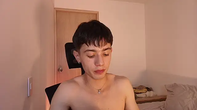 Snapshot of slowburnmystic chatting on 07.21.26 slowburnmystic online show from 07.21.26