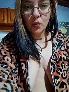 kuramaqueen online show from 07.30.26