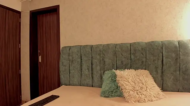 Snapshot of Aleera_Walton chatting on 03.20.26 Aleera Walton online show from 03.20.26