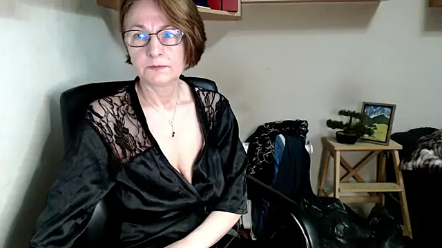 katemodel online show from 06.10.26