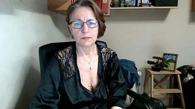 katemodel online show from 06.12.26