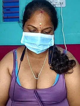 Snapshot of TamilSembaruthi143 chatting on 04.30.26 TamilSembaruthi143 online show from 04.30.26