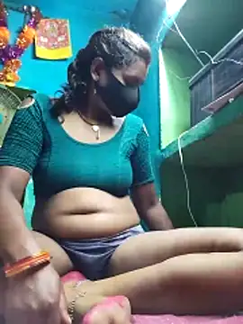 Snapshot of Chanchal_pande chatting on 05.04.26 Chanchal pande online show from 05.04.26