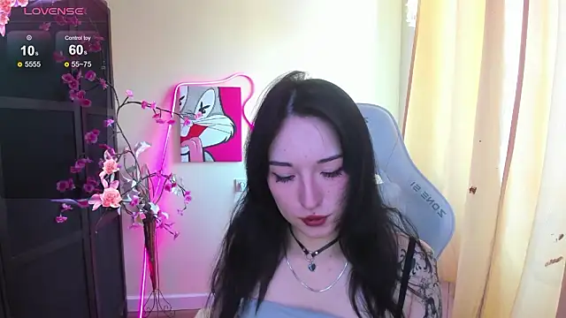 AliceeinWonderlanddd online show from 02.03.26