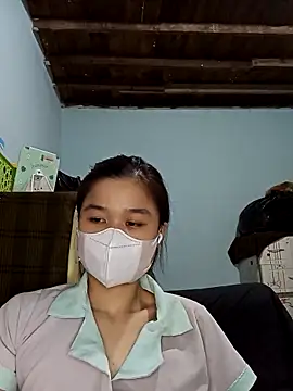 Daisy-lusia2026 online show from 05.05.26